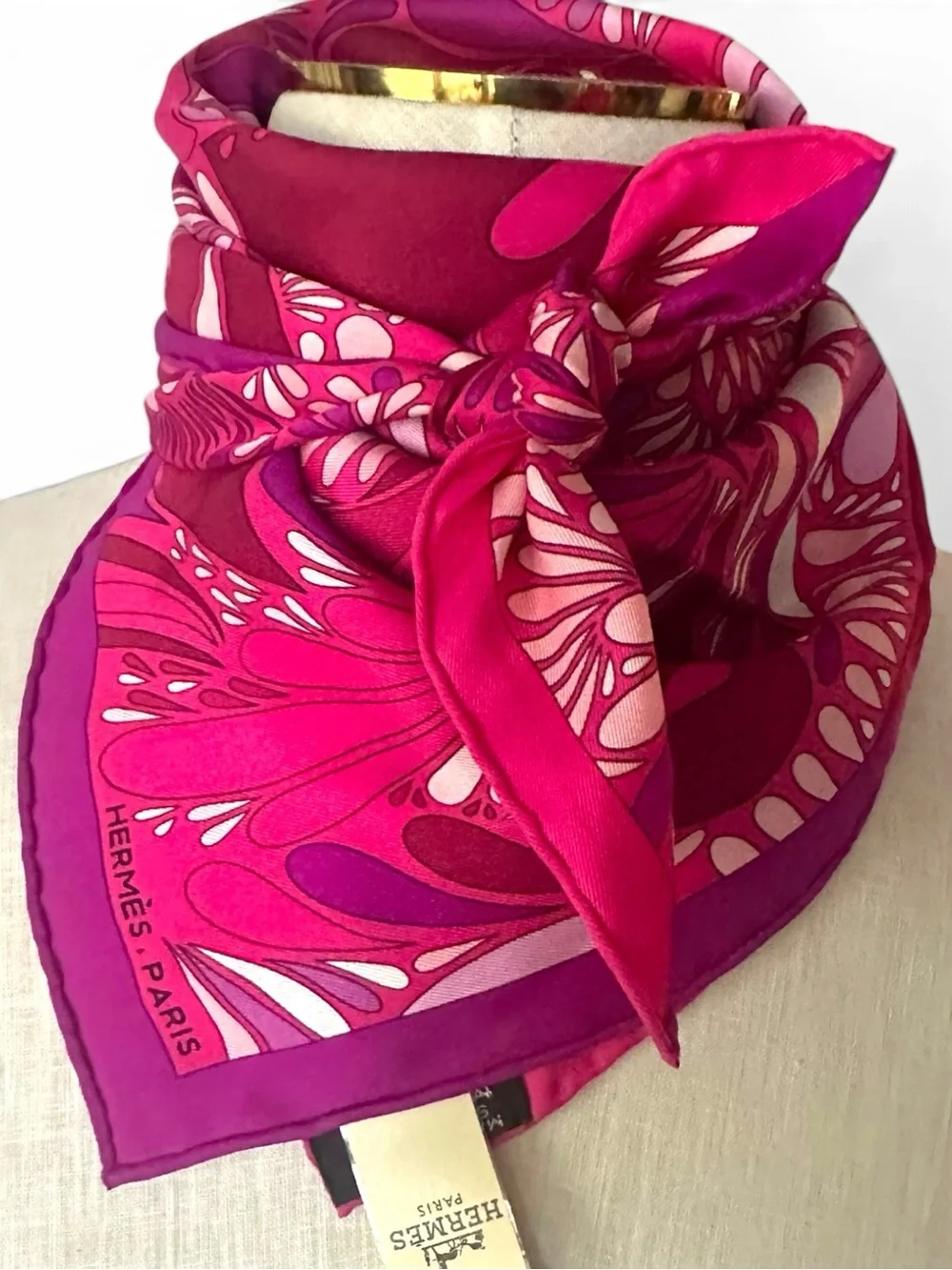 Hermès “Mille Fleurs du Mexique” Silk Carré 70 Scarf – Laetitia Bianchi